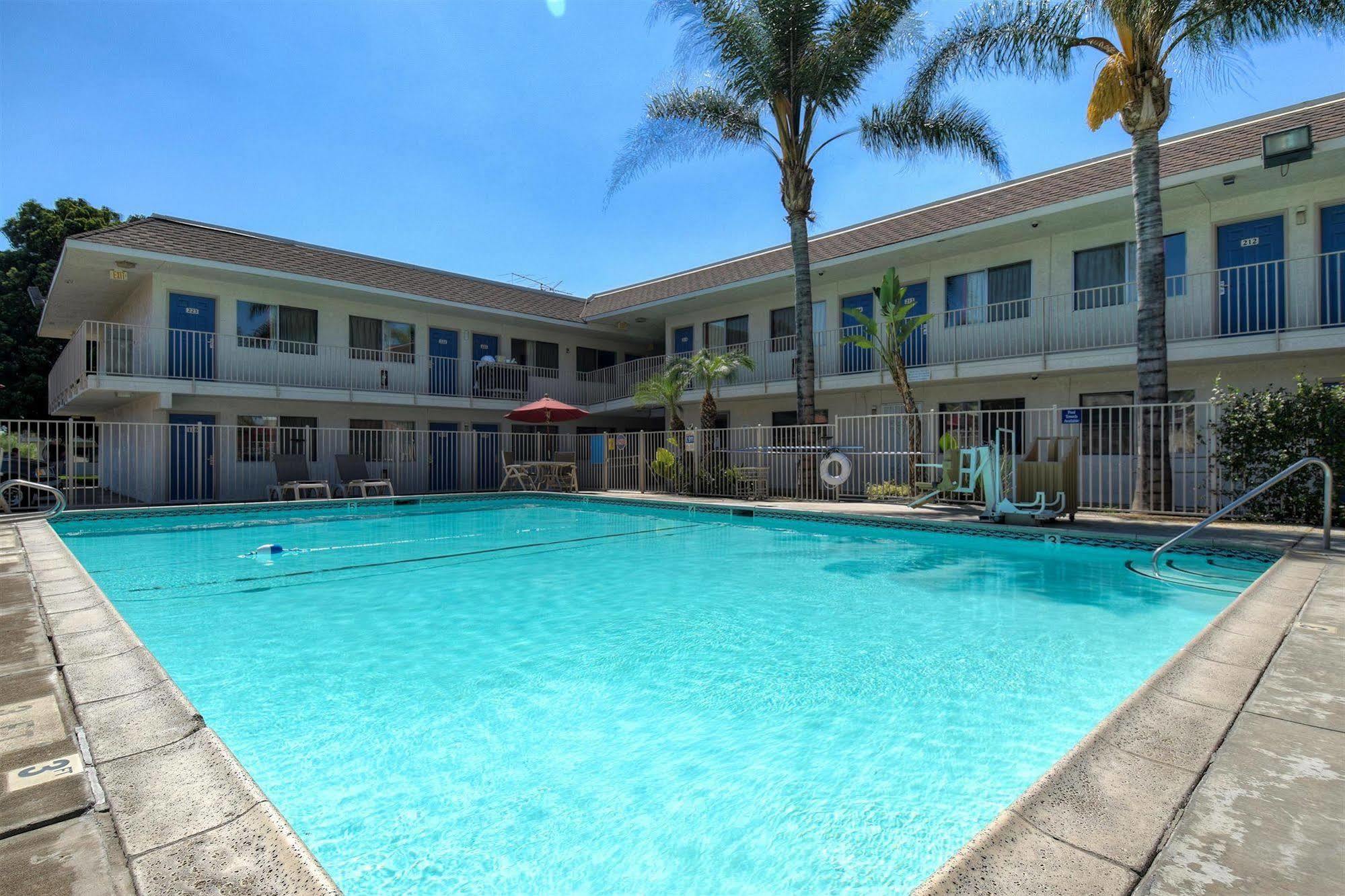 Motel 6-Jurupa Valley, Ca - Riverside West מראה חיצוני תמונה